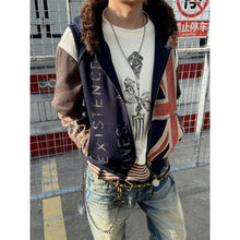Load image into Gallery viewer, Printed Raw-Edge Hooded Vest

