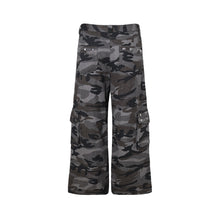 Load image into Gallery viewer, Camouflage overalls, versatile for commuting

