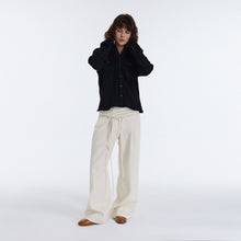 Cargar imagen en el visor de la galería, Collared Knit Shirt, Waist-Cinched Slim Fit Versatile Long Sleeve Knit Cardigan, Unisex Streetwear
