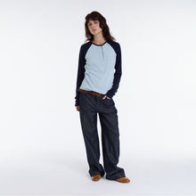 Lade das Bild in den Galerie-Viewer, Henley Raglan Long Sleeve Shirt, Casual Basic Pullover for Men Women
