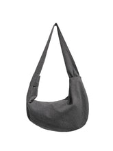 Lade das Bild in den Galerie-Viewer, Striped misaligned pleated crossbody crescent shoulder bag
