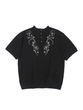 Load image into Gallery viewer, Floral embroidered knitted shirt Round neck versatile old style short sleeve T-shirt
