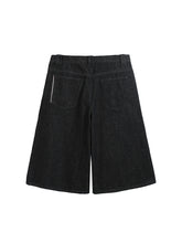 Lade das Bild in den Galerie-Viewer, Steak button cropped jeans
