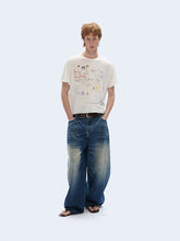 Lade das Bild in den Galerie-Viewer, Graffiti hand-painted short-sleeved soft and comfortable T-shirt
