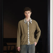 Cargar imagen en el visor de la galería, Jacquard Pleated Shirt, Contrast-Color Patchwork Versatile Slim-Fit Long-Sleeve Top (Unisex)
