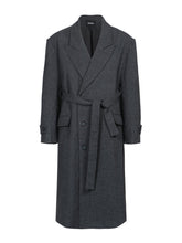 Load image into Gallery viewer, Loose-fitting wool coat with padded shoulders
